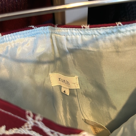 Ruth maroon/gray embroidered side zipper closure lined skirt size 4 NWT - Picture 2 of 3